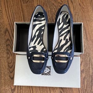 Anne Klein navy flats